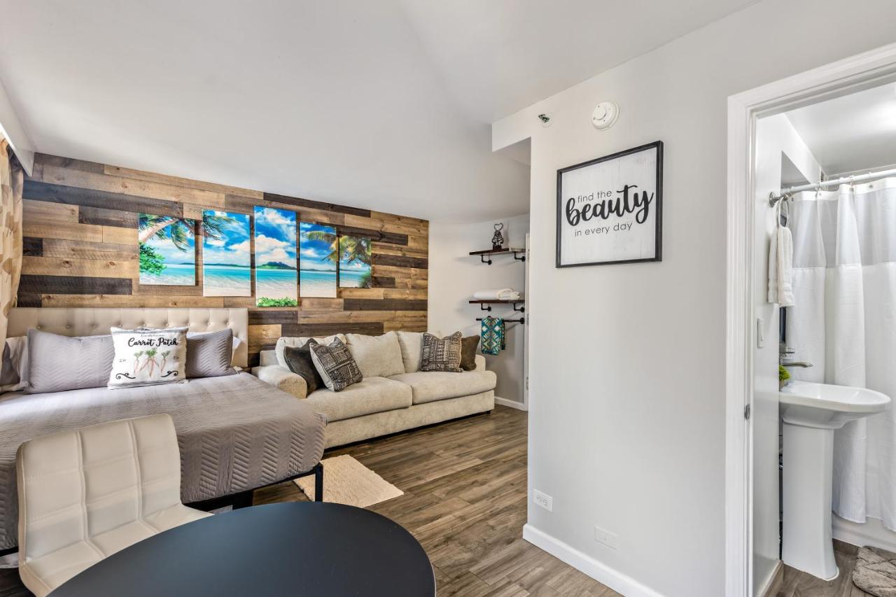 Inviting Waikiki Grand Hotel Room One Block To Beach! ホノルル エクステリア 写真